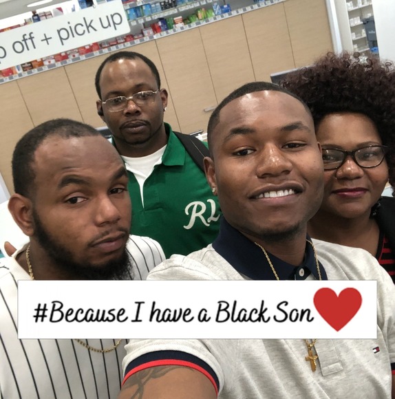 Meet your Posher, Tracie - Picture 1 of 1